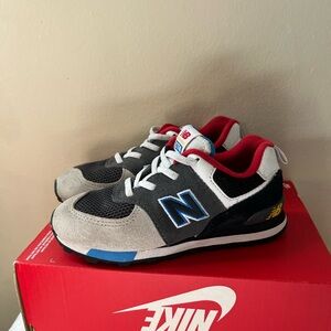 New Balance Toddler kids sz 10